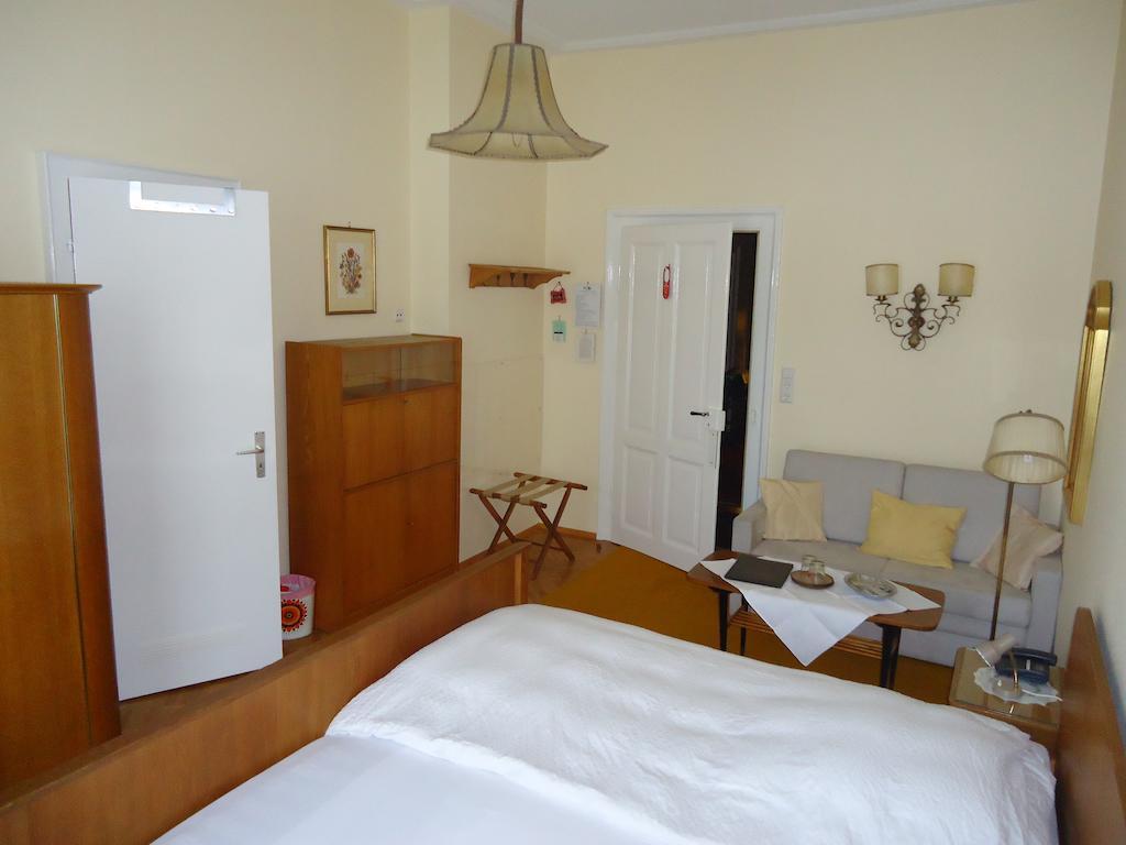 Hotel Tanneck Baden-Baden Szoba fotó
