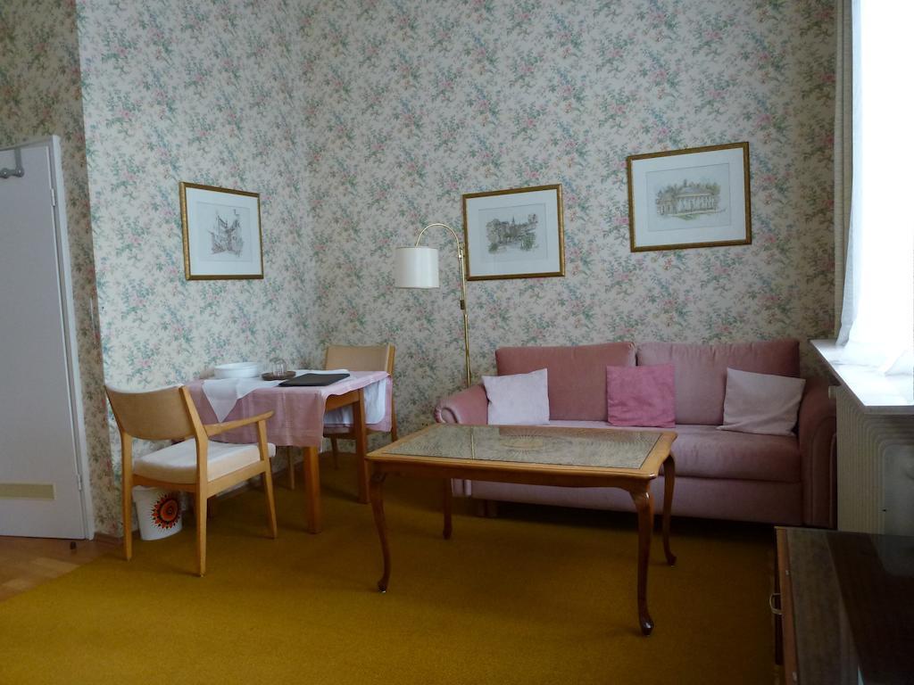Hotel Tanneck Baden-Baden Kültér fotó